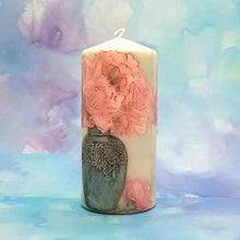 Load image into Gallery viewer, The old vase Pillar candle Wax pillar candle Candle Affair