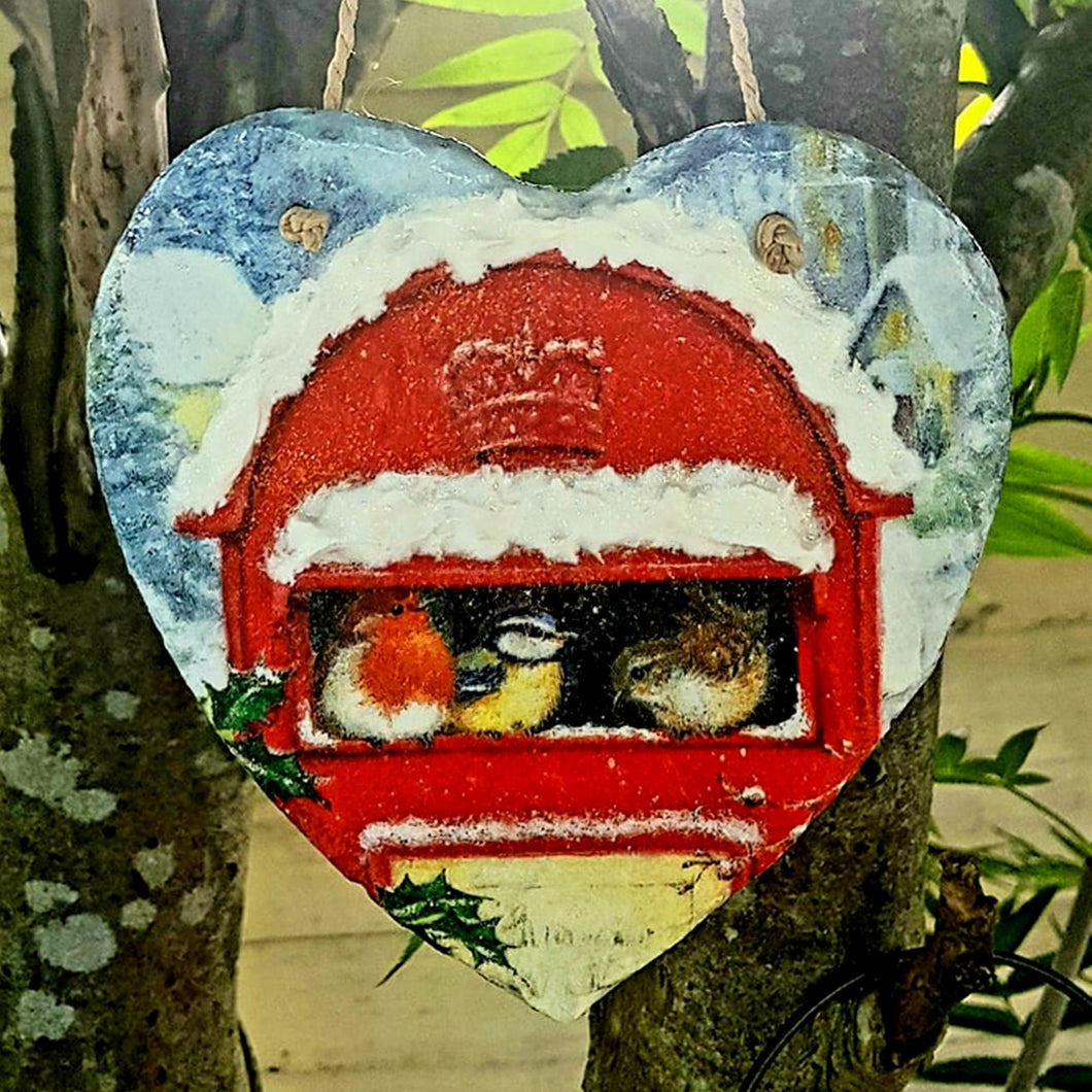 Slate hanging heart, Christmas wall decor, decoupage plaque, indoor, garden and outdoor decor, gift idea